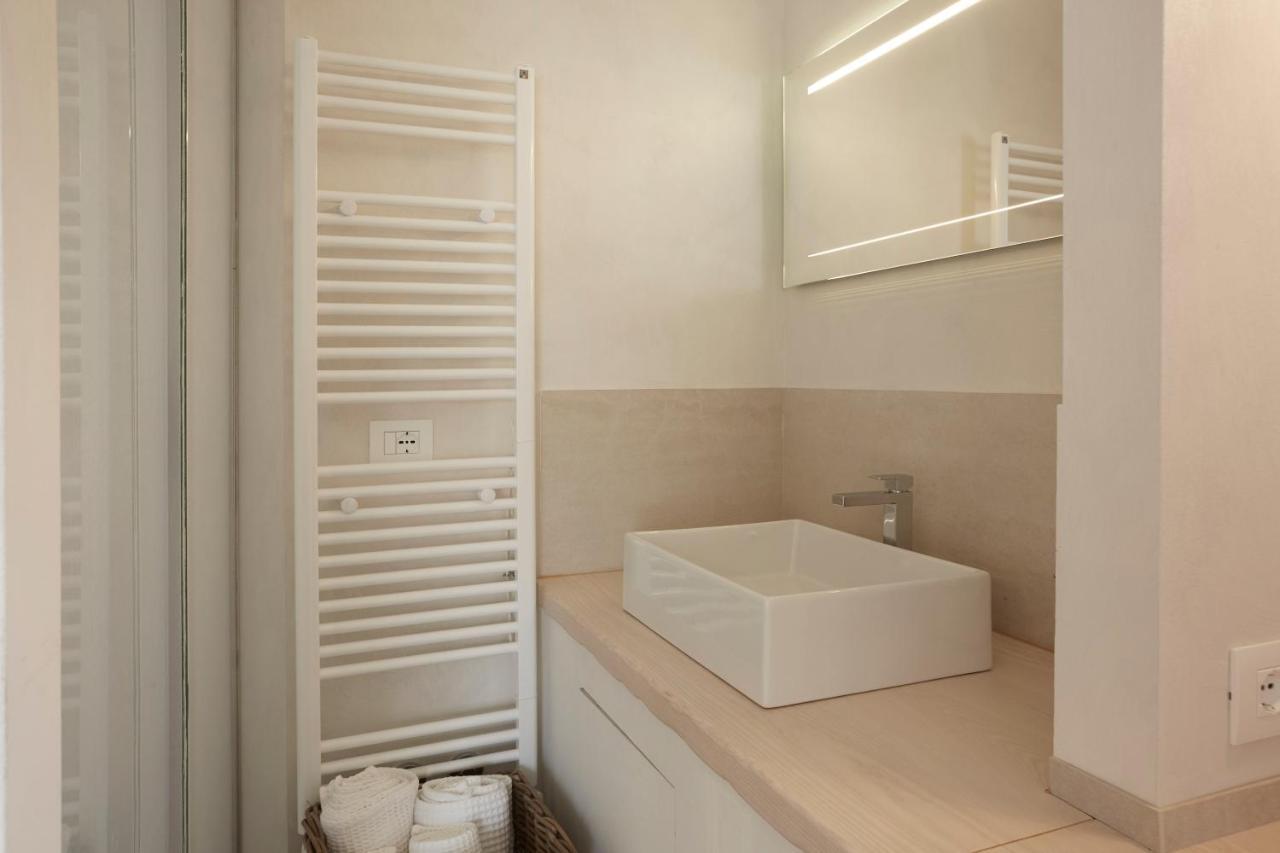 Nilu Relais Bed & Breakfast ซีโรโล ภายนอก รูปภาพ