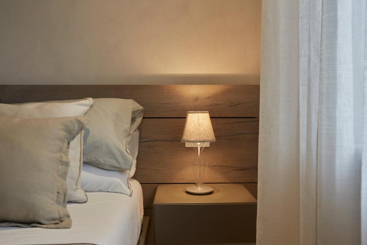 Nilu Relais Bed & Breakfast ซีโรโล ภายนอก รูปภาพ